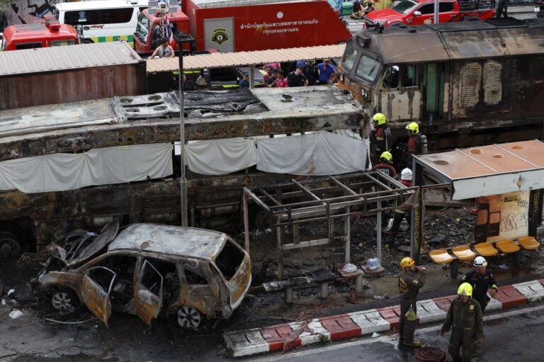 Freight-train-crashes-into-bus-killing-8-in-Bangkok-Thailand.jpg
