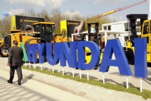 HD-Hyundai-expands-role-in-Ukraine-reconstruction.jpg