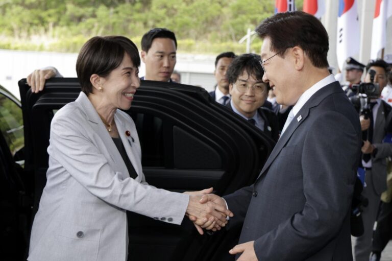 Japan-PM-Takaichi-arrives-in-S-Korea-ahead-of-summit-with-Lee-in-Andong.jpg