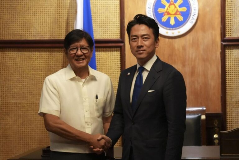 Japan-considers-exporting-used-warships-to-Philippines.jpg