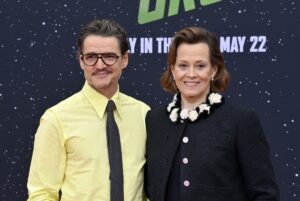 Mandalorian-and-Grogu-tops-North-American-box-office-with-82M.jpg