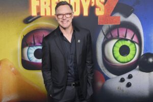 Matthew-Lillard-Frank-Welker-returning-for-anime-Scooby-Doo.jpg