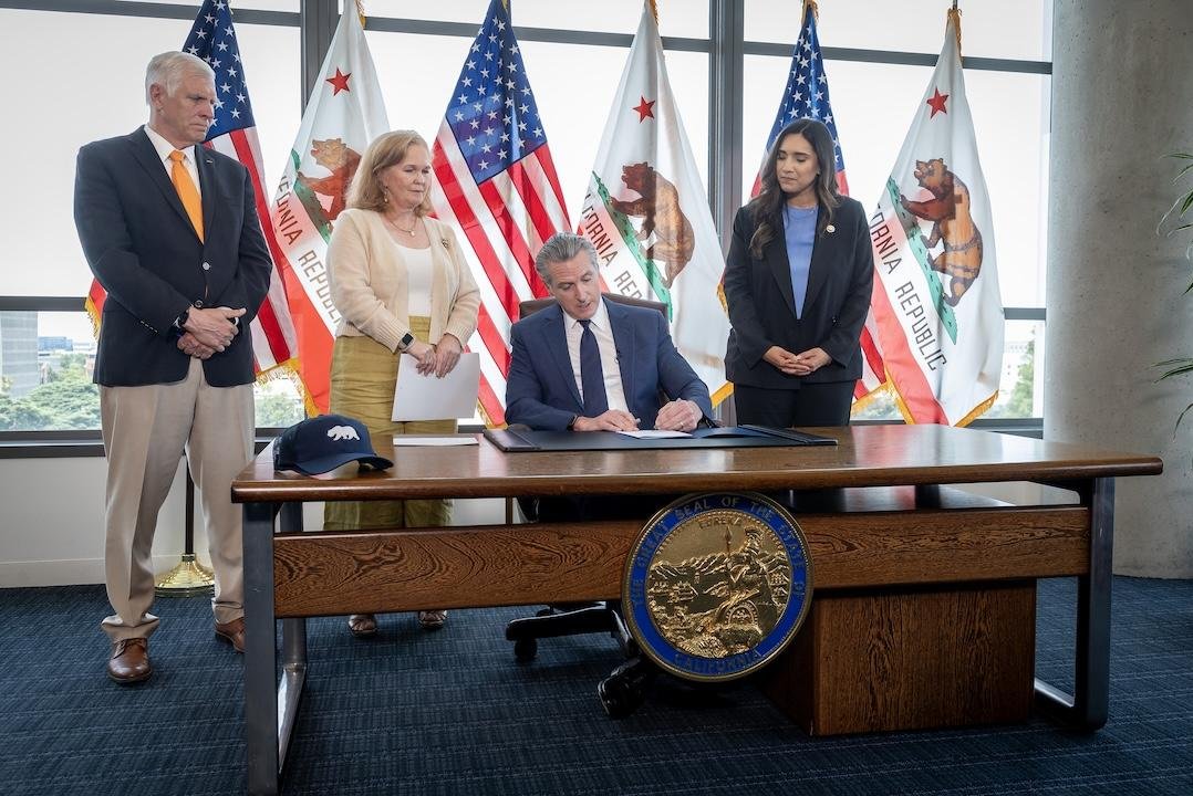 Newsom-signs-bill-to-curb-Trump-interference-in-California-elections.jpg