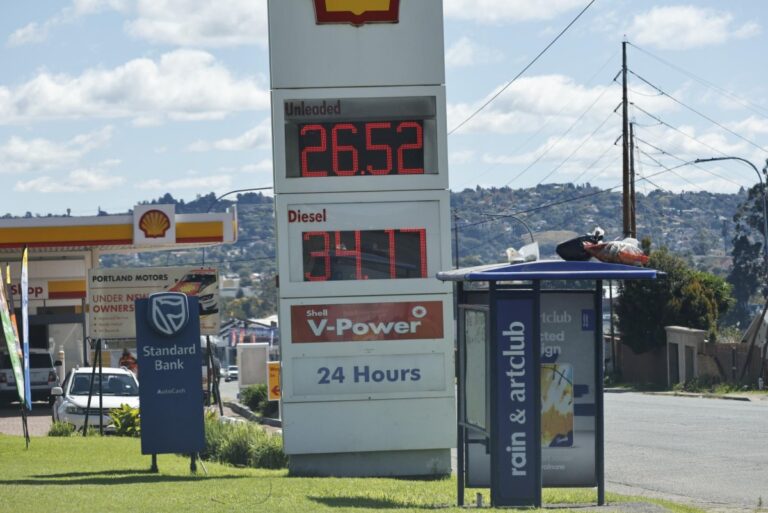 Oil-price-plunges-back-below-100-on-hopes-of-US-Iran-peace-deal.jpg