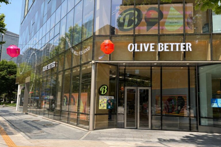 Olive-Youngs-wellness-platform-draws-18-million-users-in-100-days.jpg