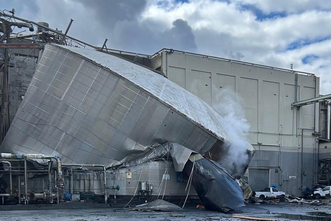 One-dead-nine-missing-following-implosion-at-Washington-paper-mill.jpg