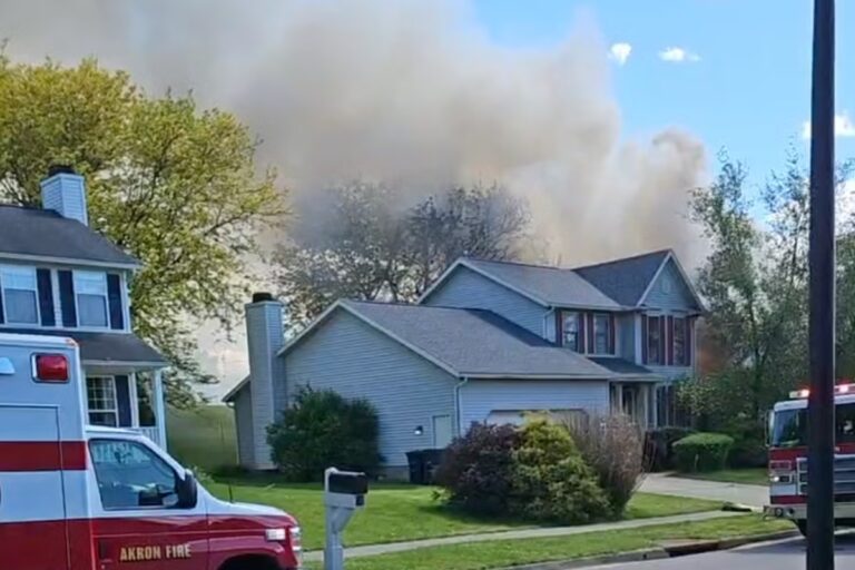 Plane_Crash_Ohio_1_512.jpg