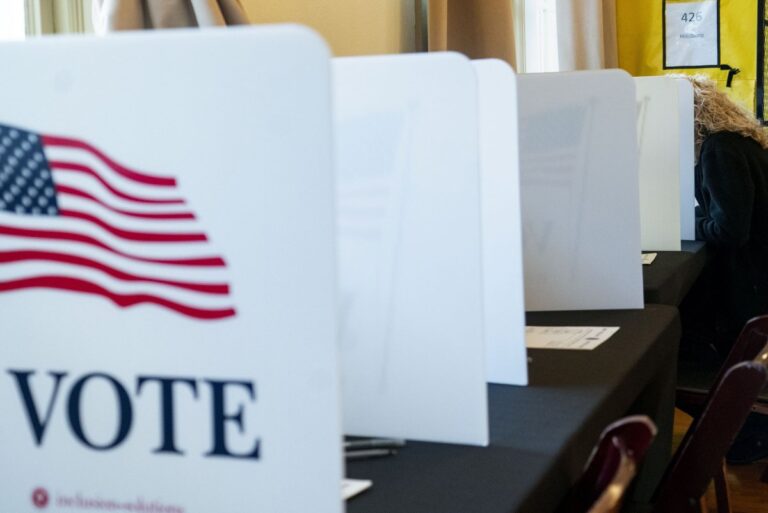 Primaries-GOP-voters-in-Indiana-Ohio-back-Trump-aligned-candidates.jpg