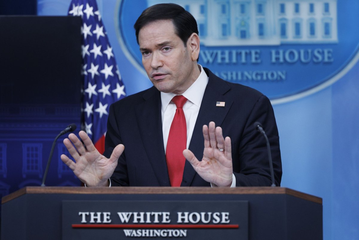 Rubio-tamps-down-expectations-on-Strait-of-Hormuz-agreement.jpg