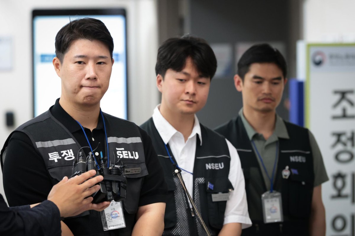 Samsung-union-resume-last-minute-talks-mediated-by-labor-minister.jpg