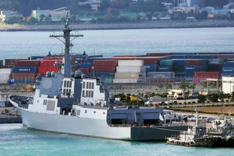 South-Korean-destroyer-project-faces-budget-crisis.jpg