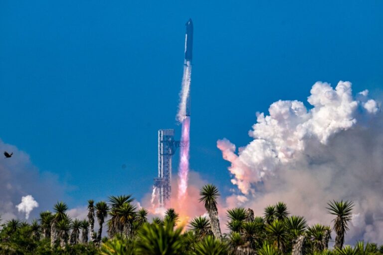 SpaceX-launch-of-updated-Starship-V3-delivered-on-first-flight.jpg