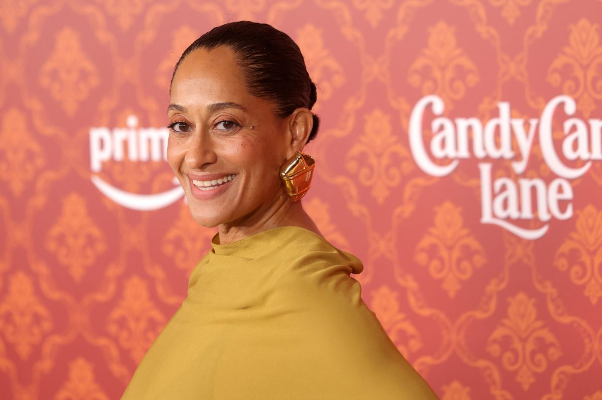 Tracee-Ellis-Ross-to-be-new-star-of-Broadways-Every-Brilliant-Thing.jpg