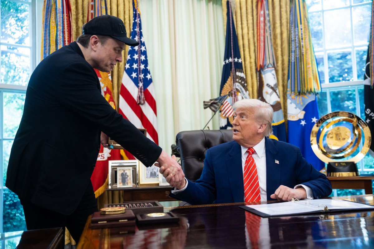 US-business-leaders-to-travel-with-Trump-for-China-trip.jpg