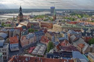 US-reaffirms-commitment-to-Baltics-amid-troop-cuts-weapons-delays.jpg