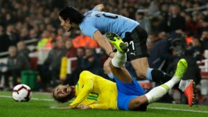 neymar-vs-uruguay-1779959054.jpg