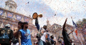1781871614296_tdy_news_8a_knicks_parade_260619_S3_1920x1080-0cmpml.jpg