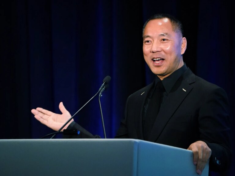 2018-11-20T171843Z_1959378282_RC1203A29EF0_RTRMADP_3_CHINA-CORRUPTION-KWOK-1782794564.jpg