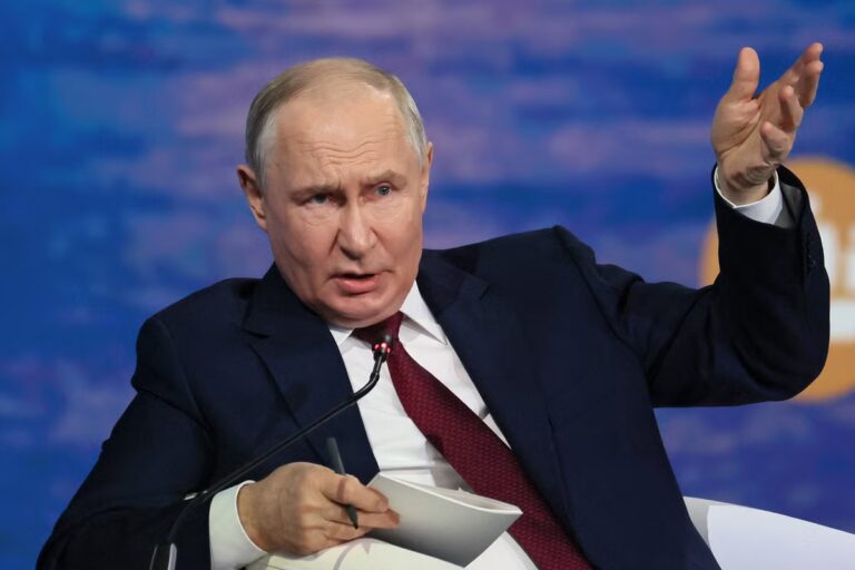 2026-06-05T160159Z_330875874_RC2RNLAXTU8Y_RTRMADP_3_RUSSIA-FORUM-PUTIN.JPG