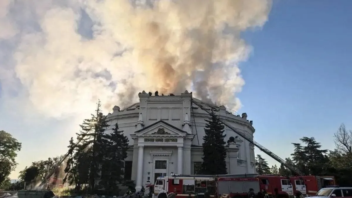 2026-06-10T061452Z_233240945_RC2UQLATEU4L_RTRMADP_3_UKRAINE-CRISIS-ATTACK-CRIMEA-1781105049.jpg
