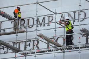 2026-06-12T195031Z_740606108_RC2JSLAM8F2L_RTRMADP_3_USA-TRUMP-KENNEDY-CENTER.JPG
