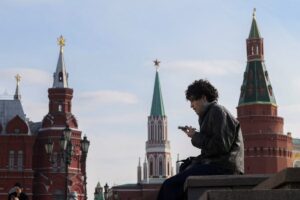2026-06-13T085218Z_1267171103_RC2B6KAZT180_RTRMADP_3_RUSSIA-INTERNET-CRACKDOWN.JPG