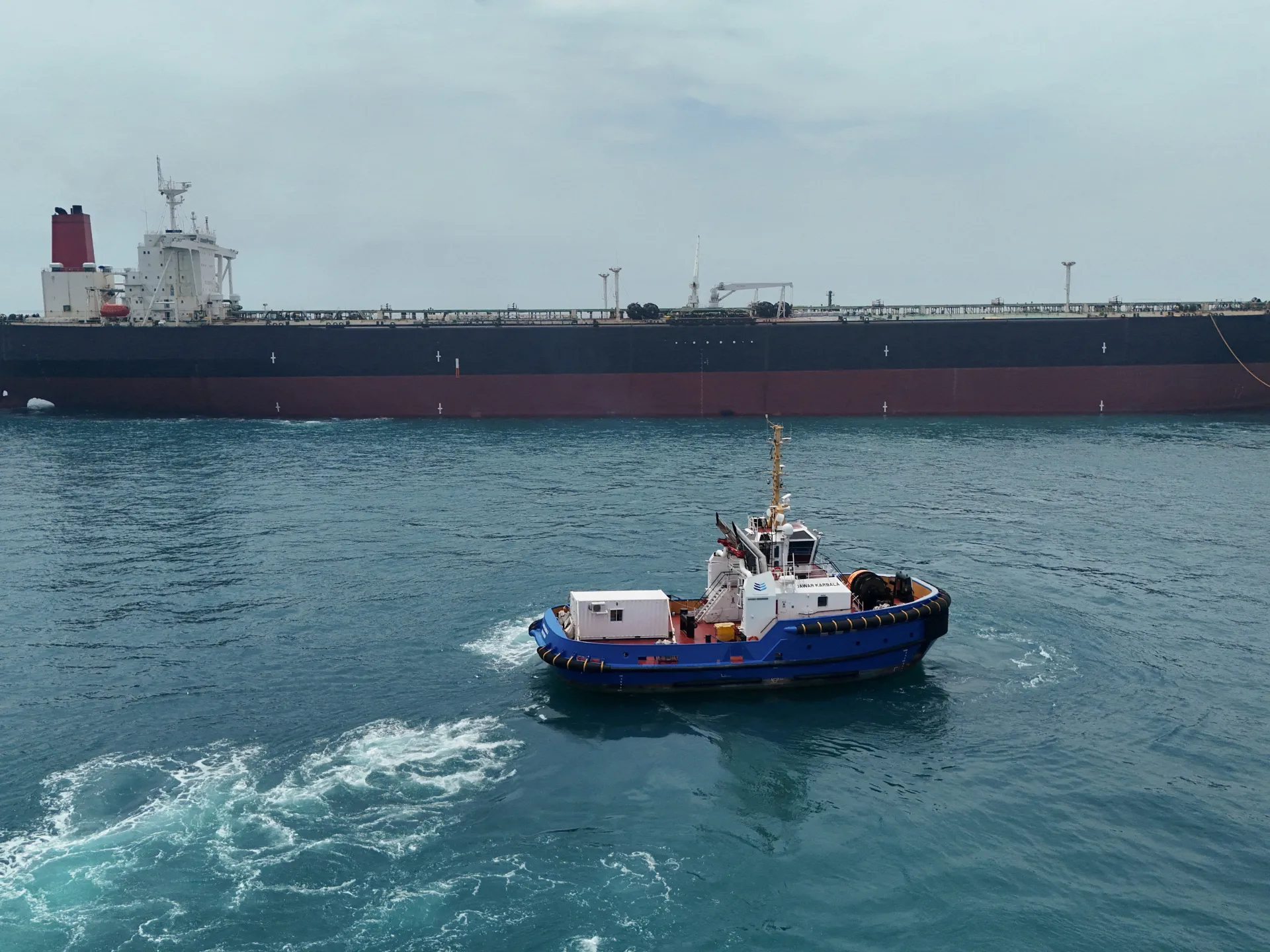 2026-06-18T090207Z_480906402_RC2TVKATWZ5M_RTRMADP_3_IRAN-CRISIS-SHIPPING-ASIA-1782381611.jpg
