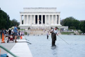2026-06-19T200219Z_418035224_RC22XLADBZ0T_RTRMADP_3_USA-250-REFLECTING-POOL.JPG
