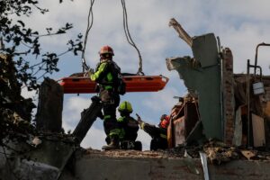 2026-06-20T064025Z_1516514024_RC2HXLAGVHU6_RTRMADP_3_UKRAINE-CRISIS-ATTACK-KHARKIV.JPG
