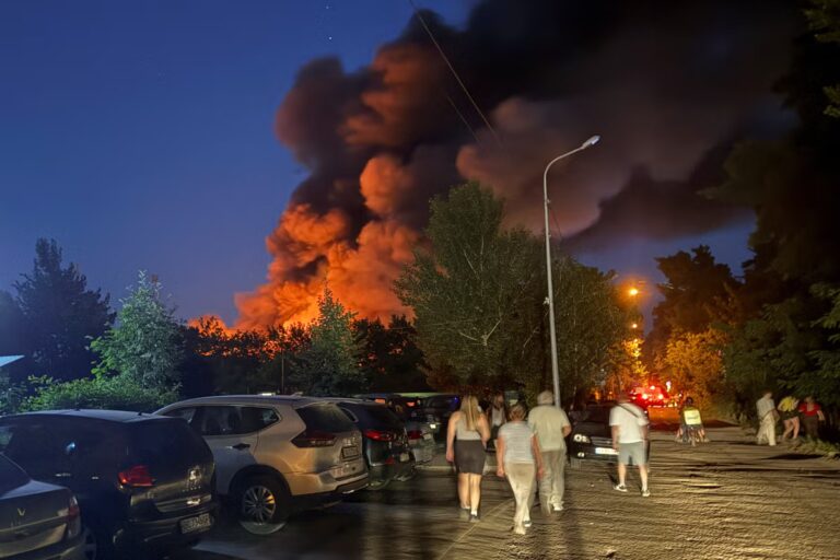 2026-06-25T204725Z_89123_RC271MAM1Z5N_RTRMADP_3_UKRAINE-CRISIS-ATTACK-KYIV.JPG