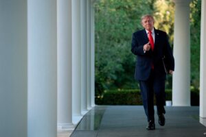 2026-06-26T015500Z_1019784801_RC2B1MALB003_RTRMADP_3_USA-TRUMP.JPG
