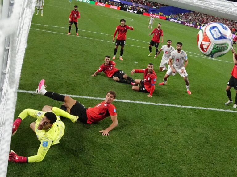 2026-06-27T052917Z_482349627_UP1EM6R0F6EEB_RTRMADP_3_SOCCER-WORLDCUP-EGY-IRN-1782548639.jpg