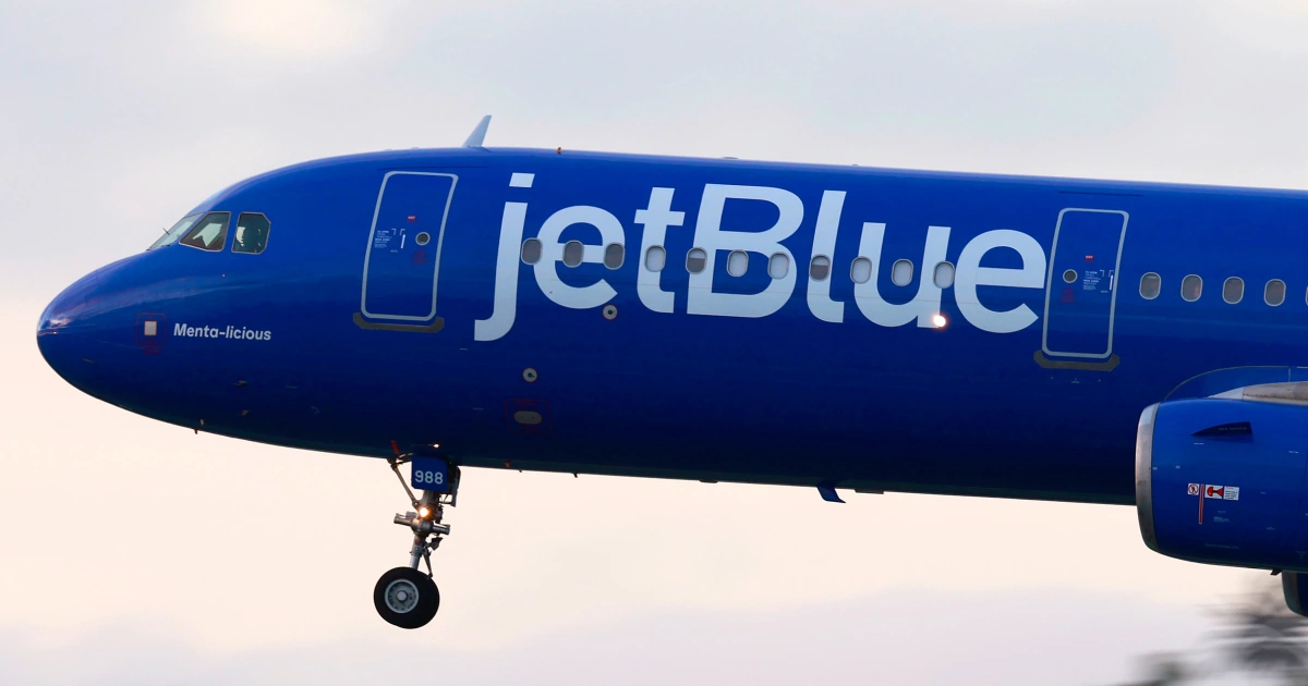 250429-JetBlue-se-311p-258a4d.jpg