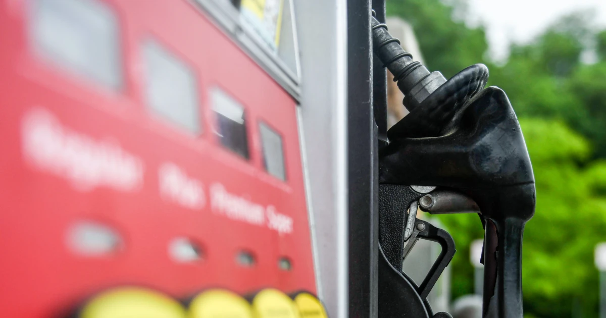 260601-gas-station-pump-vl-1053a-9d00fc.jpg
