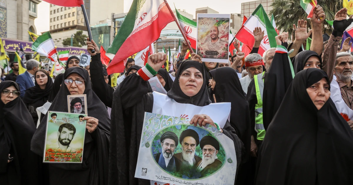 260614-tehran-iran-ww-1437-b4c296.jpg