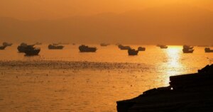 260616-hormuz-mb-1109-d7d1a8.jpg