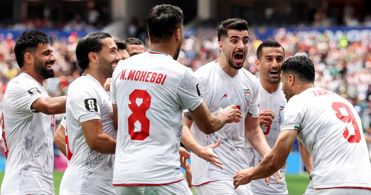 260621-iran-world-cup-vl-444p-78a200.jpg