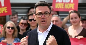 AFP__20260618__B7HW7V3__v1__MidRes__BritainPoliticsVote-1781823914_d9bb53-1781831336.jpg