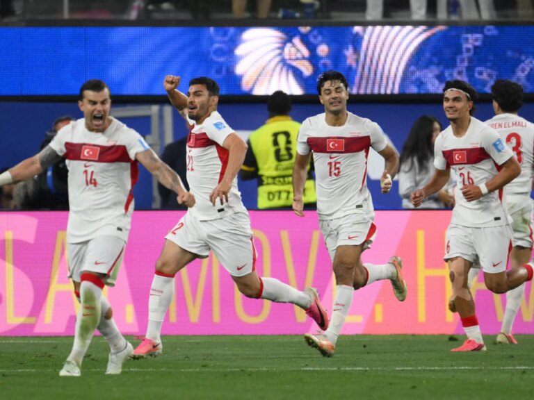 AFP__20260626__B8DB39K__v1__HighRes__FblWc2026Match59TurUsa-1782447501.jpg