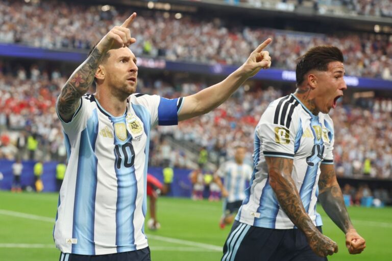 Argentinas-Lionel-Messi-becomes-top-goal-scorer-in-World-Cup-history.jpg