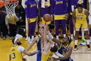 Austin-Reaves-Los-Angeles-Lakers-agree-to-record-185M-extension.jpg
