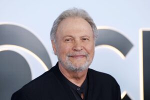 Billy-Crystal-to-launch-860-solo-show-on-Broadway-in-October.jpg