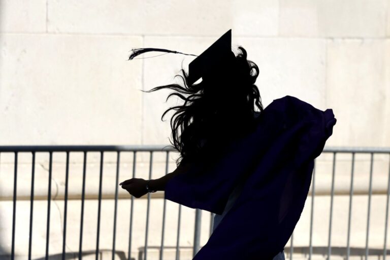 Chile-government-seizes-bank-funds-from-student-loan-defaulters.jpg