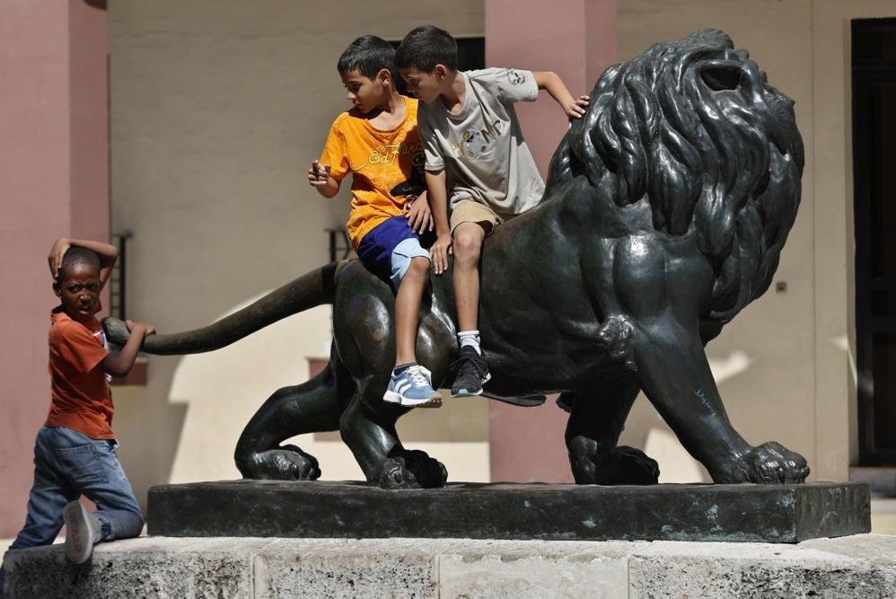 Energy-crisis-disrupts-Cubas-education-system.jpg