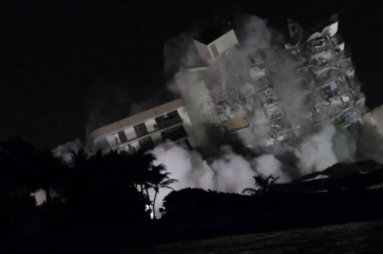 Investigators-Surfside-condo-showed-failure-weeks-before-collapse.jpg