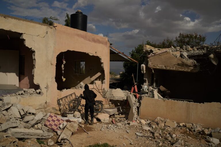 Israel-Palestinians-Amnesty_94461.jpg