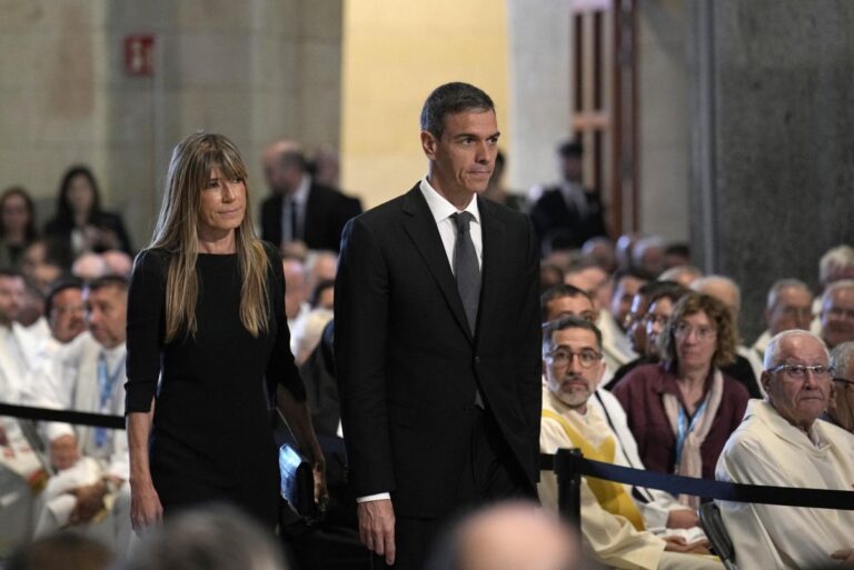 Judge-revokes-Spanish-prime-ministers-wifes-passport-ahead-of-trial.jpg