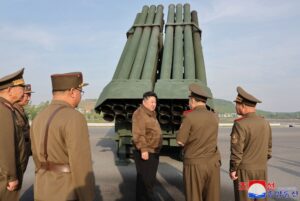Kim-Jong-Un-inspects-new-weapons-systems-that-threaten-Seoul.jpg