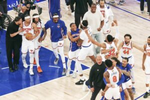 Knicks-rally-from-29-down-stun-Spurs-in-NBA-Finals-record-comeback.jpg