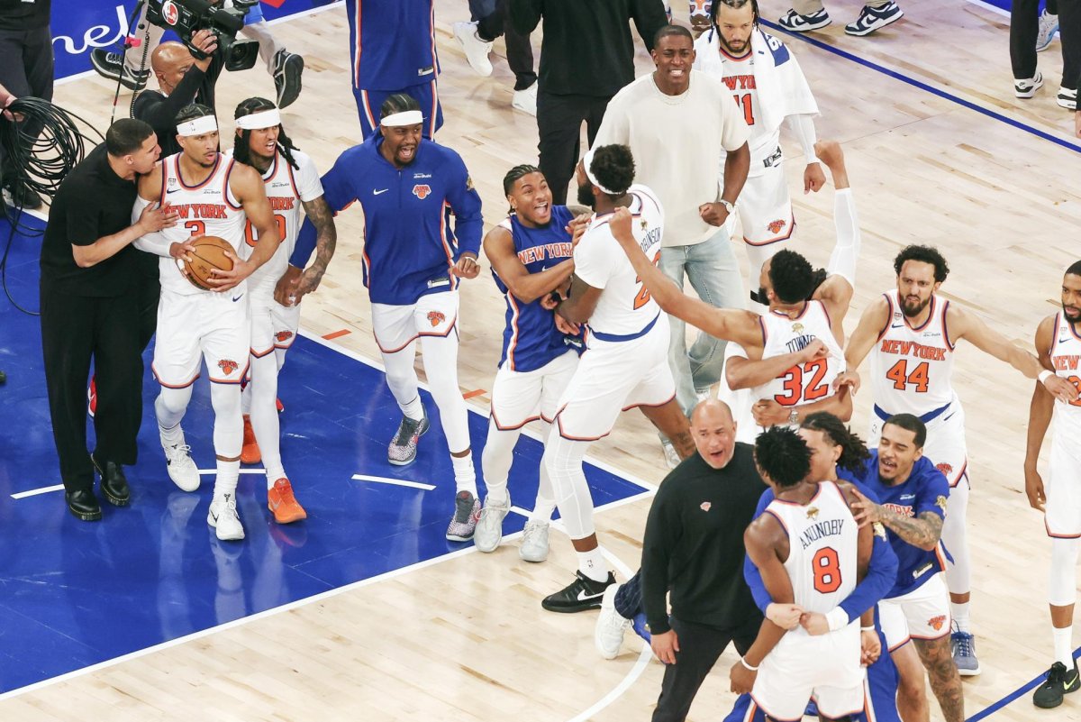 Knicks-rally-from-29-down-stun-Spurs-in-NBA-Finals-record-comeback.jpg